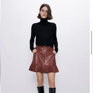 Zara Pleated Faux Leather Mini Skirt